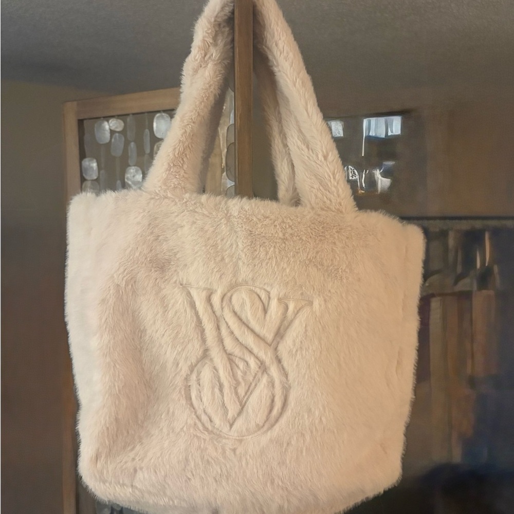 Faux Fur Tote Bag - Cream